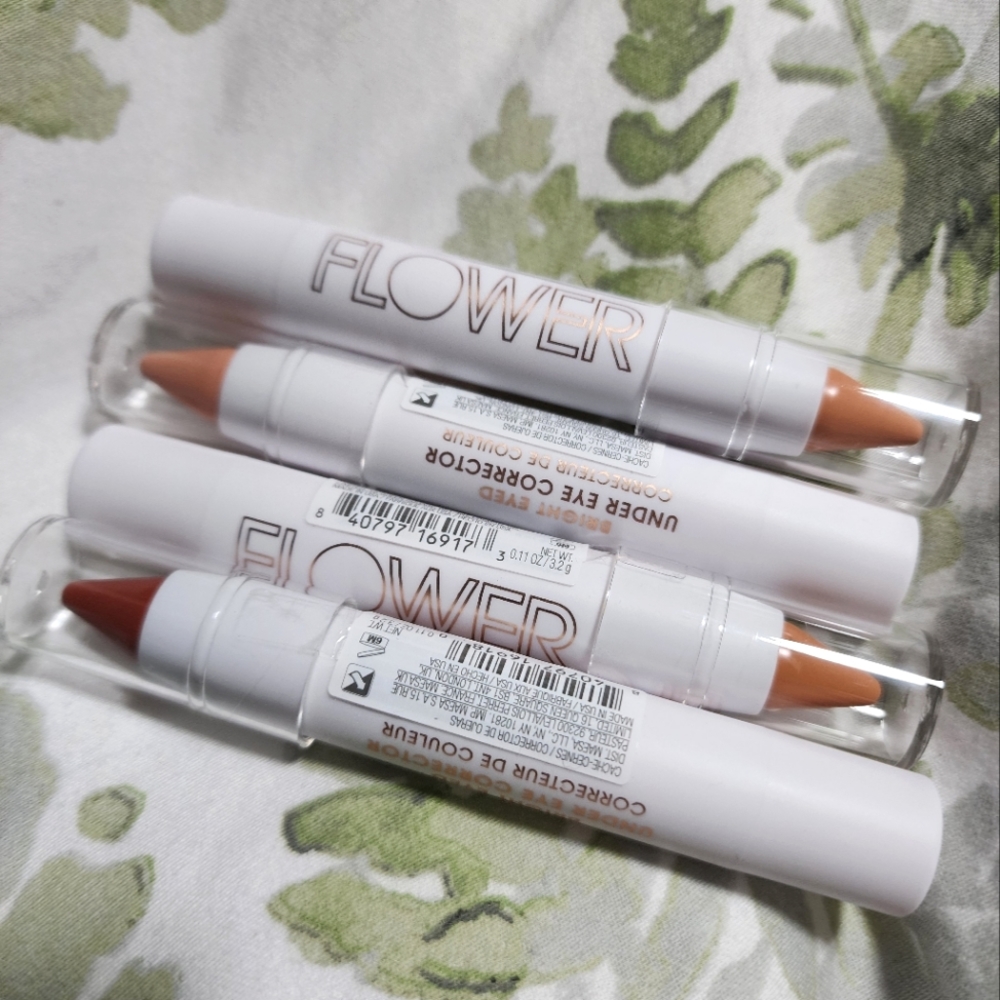 Flower by Drew Bright Eyed Under Eye Corrector